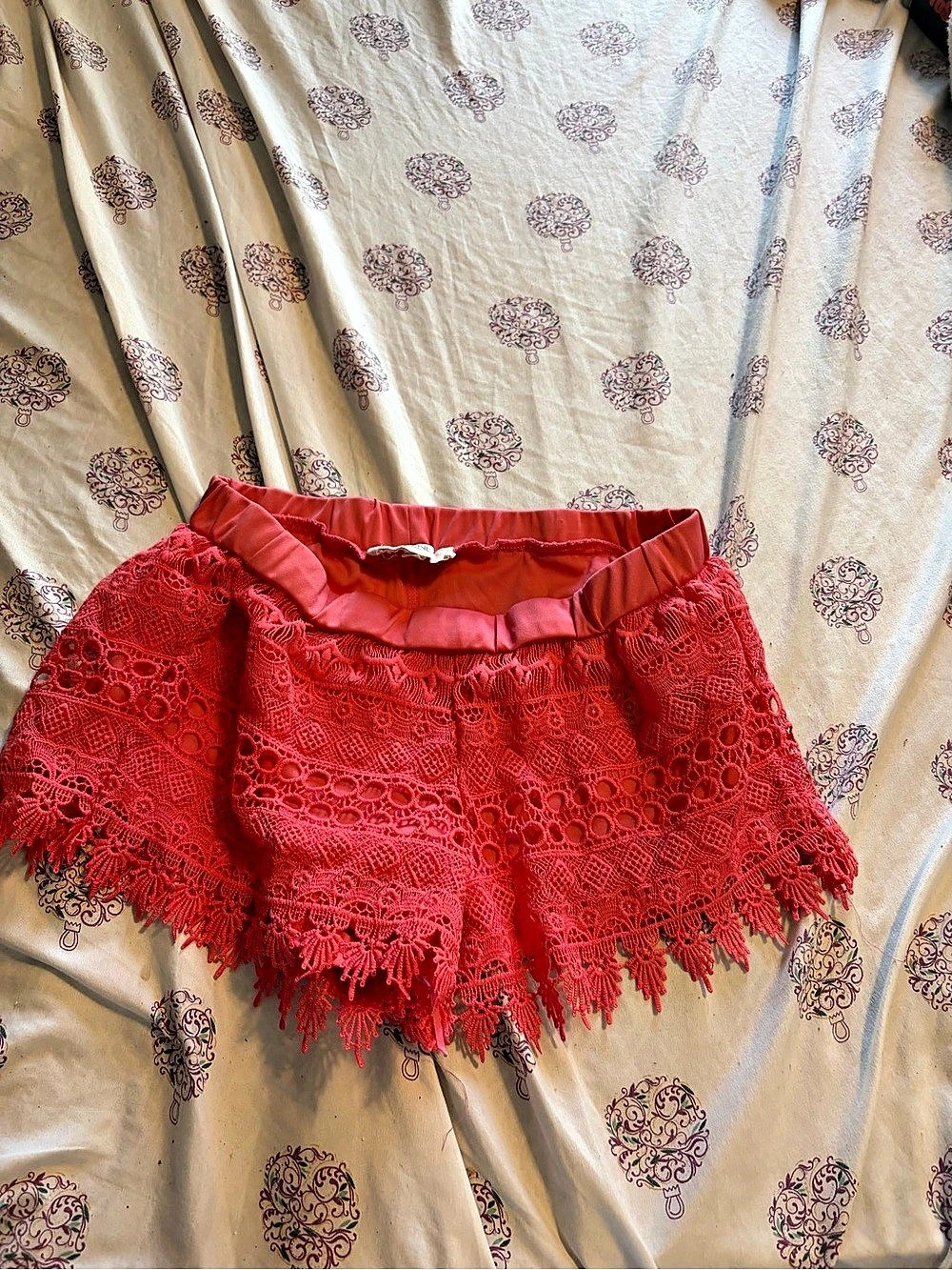 Ardene Lace Shorts in Red Like New
